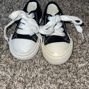 Toddler size 5 shoes
